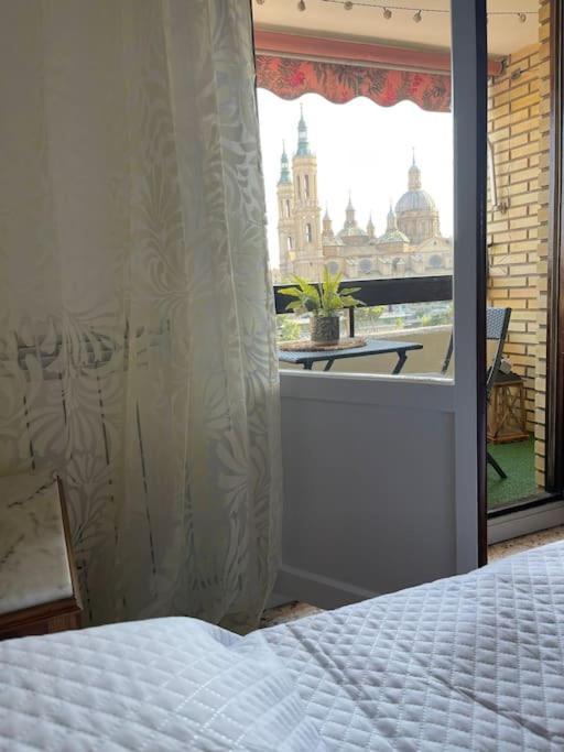 Apartamento Con Vistas Al Pilar Con Aparcamiento Privado ซาราโกซา ภายนอก รูปภาพ