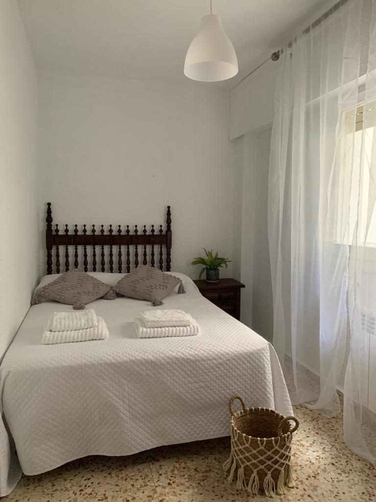 Apartamento Con Vistas Al Pilar Con Aparcamiento Privado ซาราโกซา ภายนอก รูปภาพ