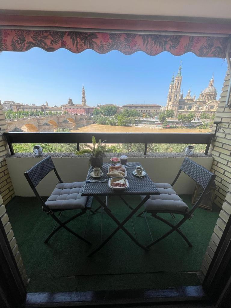Apartamento Con Vistas Al Pilar Con Aparcamiento Privado ซาราโกซา ภายนอก รูปภาพ